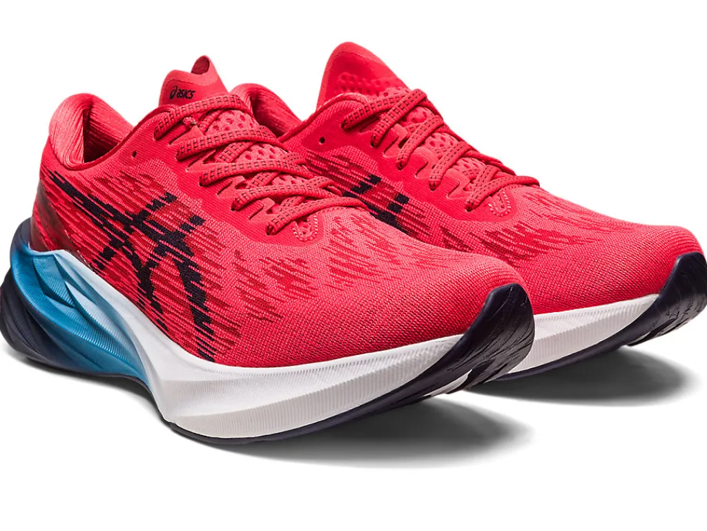 Heren ASICS Hardlopen*Novablast 3