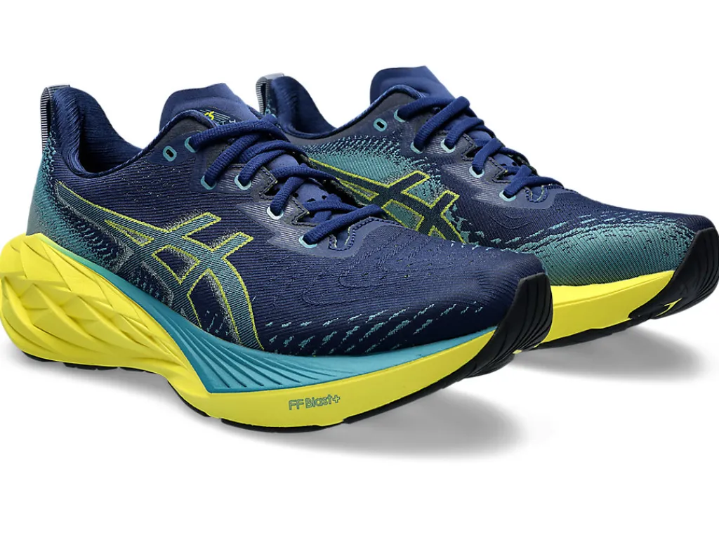 Heren ASICS Hardlopen*Novablast 4